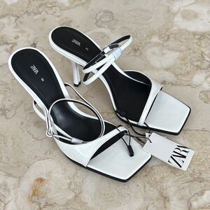 NWT Zara Strappy Patent Leather Asymmetrical Square Toe Heeled Sandals